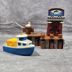 GeoTrax Portside Fishing Pier Set Boat & Cargo Fisher-Price